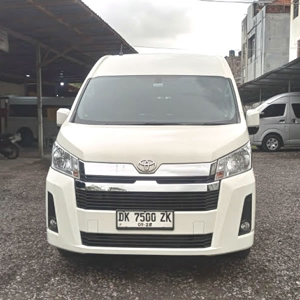 Tampak Depan Toyota Premio Luxury minibus VIP 9 tempat duduk