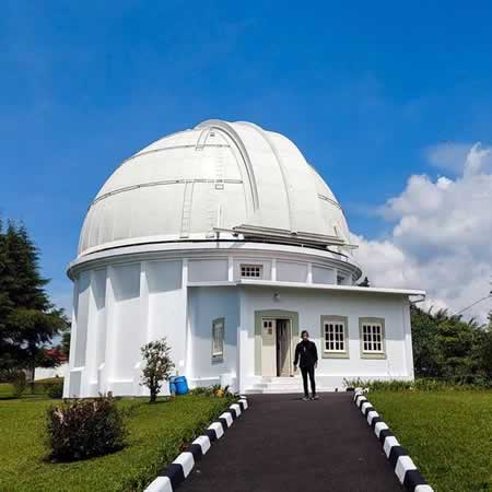 Ngurah Rai (DPS) Denpasar Airport Transfer Bali to Bandung Barat, West Java and Car Charter