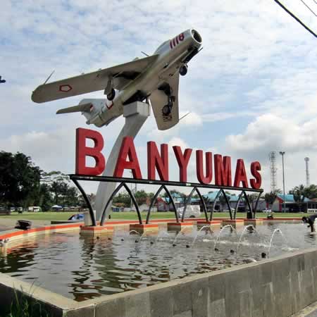 Antar Jemput Bandara Ngurah Rai (DPS) Denpasar Bali ke Banyumas Jawa Tengah dan Carter Mobil