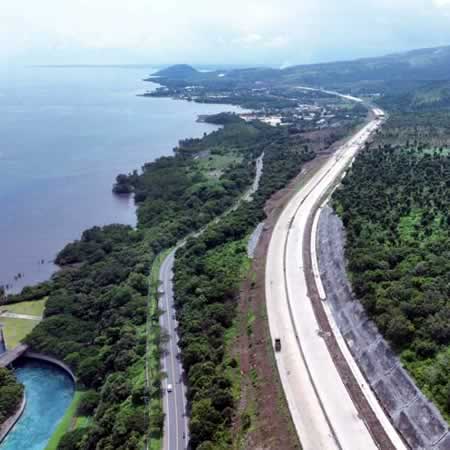 Antar Jemput Bandara Ngurah Rai (DPS) Denpasar Bali ke Gending Jawa Timur dan Carter Mobil
