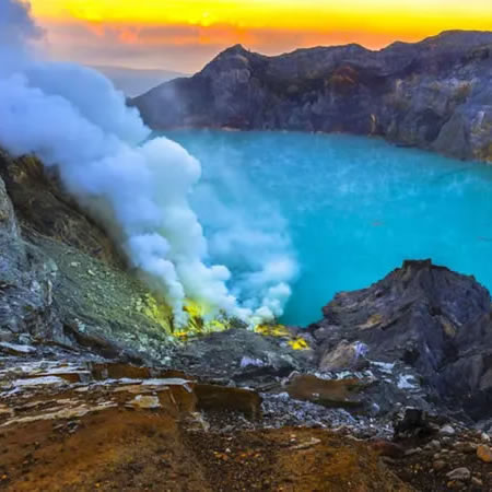 Antar Jemput Bandara Ngurah Rai (DPS) Denpasar Bali ke Ijen Jawa Timur dan Carter Mobil