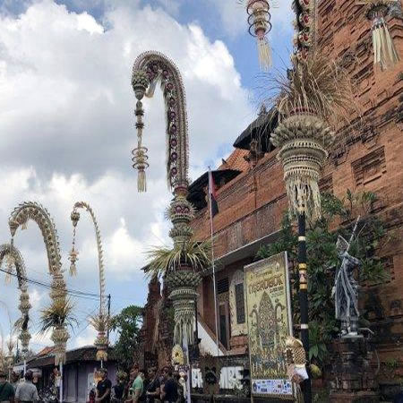 Antar Jemput Bandara Ngurah Rai (DPS) Denpasar ke Kerobokan, Carter Mobil Bali