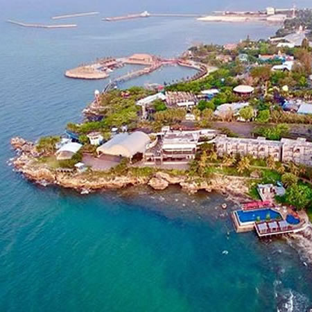 Antar Jemput Bandara Ngurah Rai (DPS) Denpasar Bali ke Lamongan Jawa Timur dan Carter Mobil