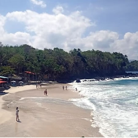 Antar Jemput Bandara Ngurah Rai (DPS) Denpasar ke Manggis, Carter Mobil Bali