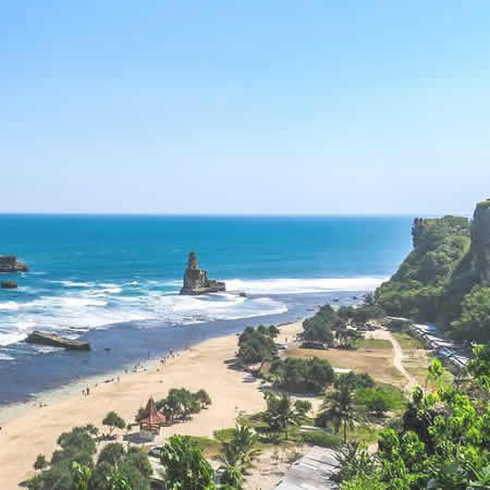 Antar Jemput Bandara Ngurah Rai (DPS) Denpasar Bali ke Pacitan Jawa Timur dan Carter Mobil