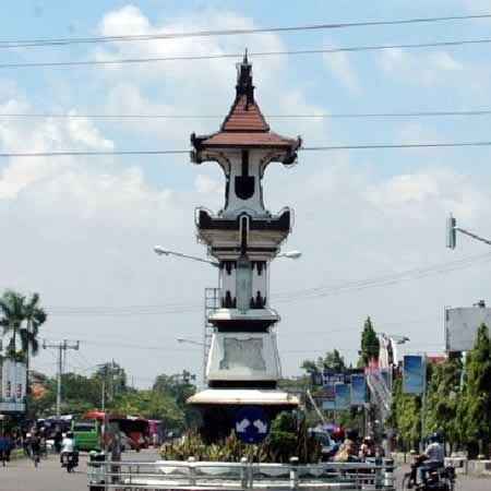 Antar Jemput Bandara Ngurah Rai (DPS) Denpasar Bali ke Pemalang Jawa Tengah dan Carter Mobil
