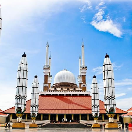 Antar Jemput Bandara Ngurah Rai (DPS) Denpasar Bali ke Semarang, Jawa Tengah, Carter Mobil