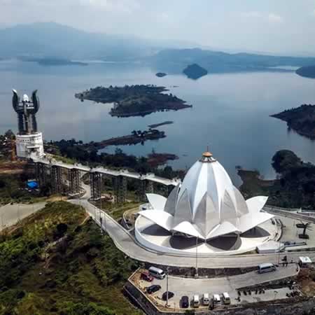 Antar Jemput Bandara Ngurah Rai (DPS) Denpasar Bali ke Sumedang Jawa Barat dan Carter Mobil
