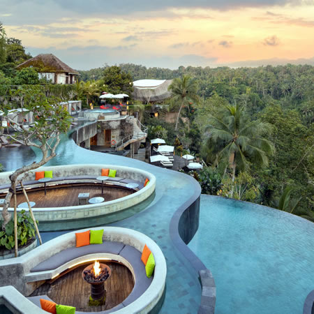 Antar Jemput Bandara Ngurah Rai (DPS) Denpasar ke Ubud, Carter Mobil Bali
